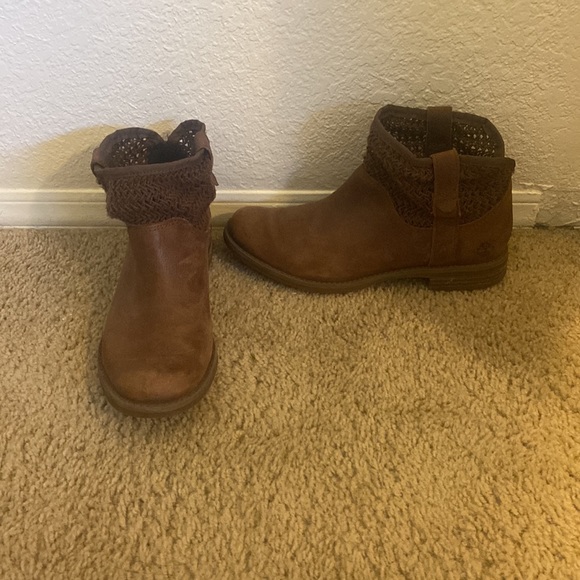 ‼️Closet Clear Out‼️ Timberland Womens Savin Hill Open-Weave Ankle Boots - Picture 3 of 10